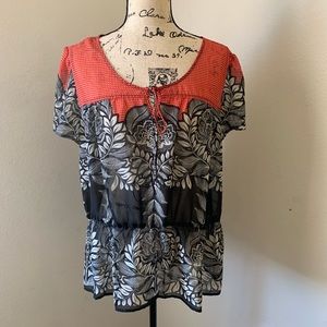 Ladies blouse size XXL